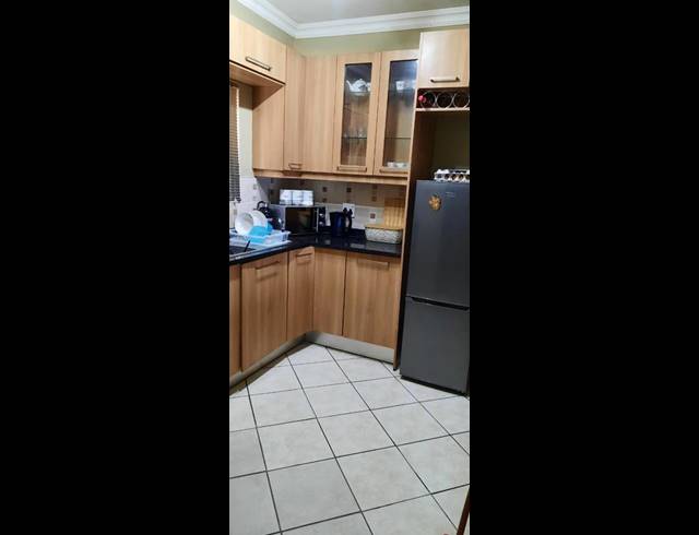 2 BEDROOM APARTMENT FOR SALE IN SOUTHGATE